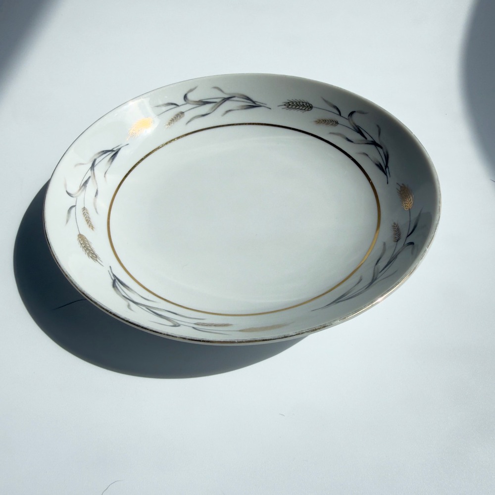 Empress China Golden Harvest 1810 Fruit Bowl Wheat Pattern Gold Rim Japan 7.5in